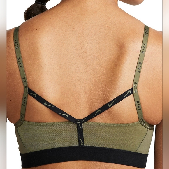 NikeIndy Logo-Tape Sports Bra olive green - Picture 2 of 6